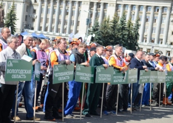Распиловка круглого леса – чемпионат «Лесоруб-2014»
